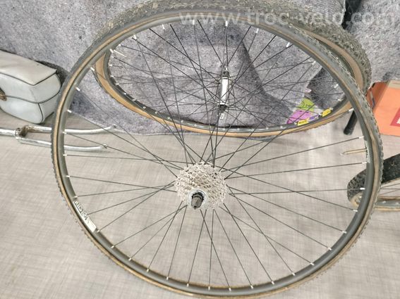 Paire de Roues Vintage NISI Solidal - Moyeux Shimano - TBE - 2