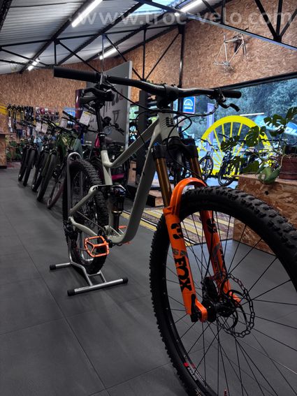 VTT Enduro, Lee Cougan, Modèle: Quest Team 2025. - 4