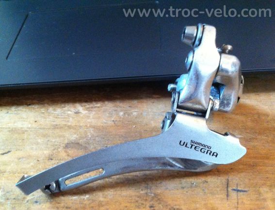 Dérailleur Shimano 6500 Ultégra double a collier 28.6mm en Tbé