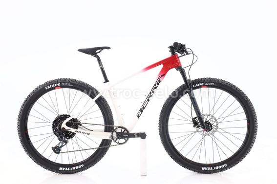 Reconditionné - VTT BERRIA Bravo 7.0 Carbone GX