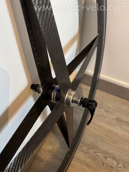 Roue avant SPINERGY REV-X X-TRA LIGHT 700 à pneu - 2