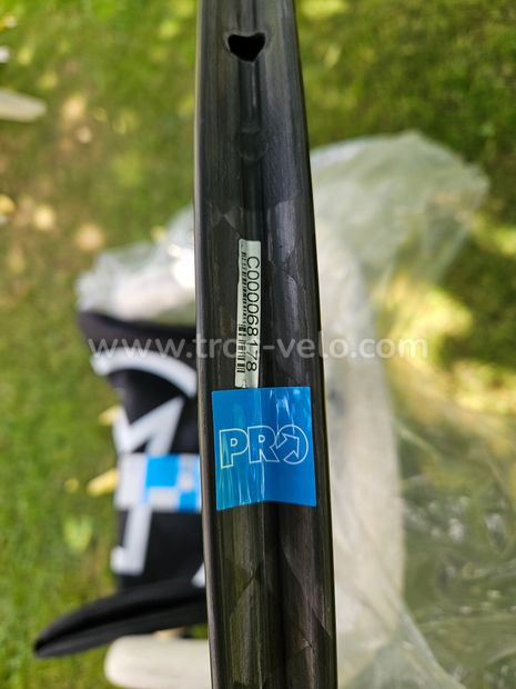 Roue avant Pro textrem 3 batons - 2