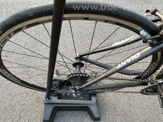 Vends Vélo course Giant carbone scrc4 - 2