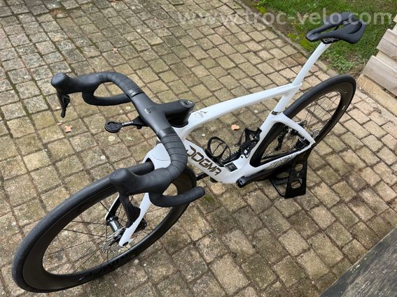 Pinarello New DOGMA F comme neuf - 5