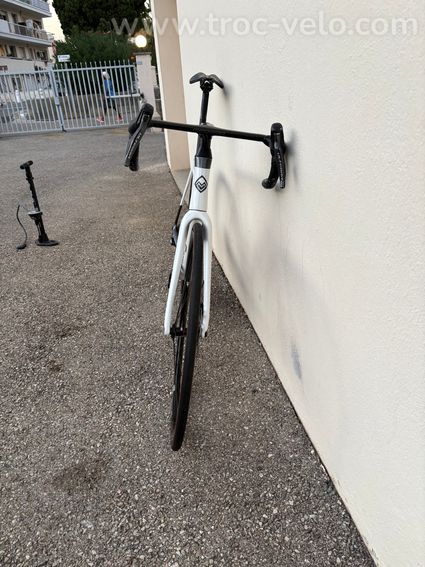 Megamo raise 10 taille L - 7