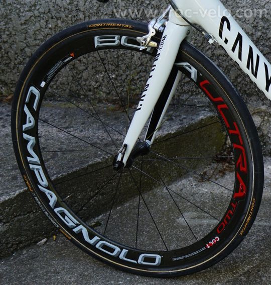 vélo de course Canyon Ultimate CF Pro carbon taille 58 - 2