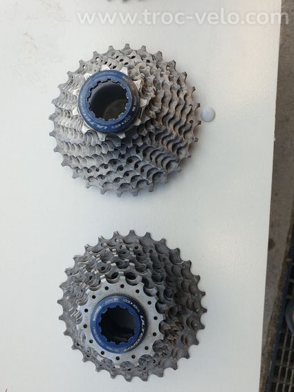 Lot cassettes ultegra  11 vitesses - 2
