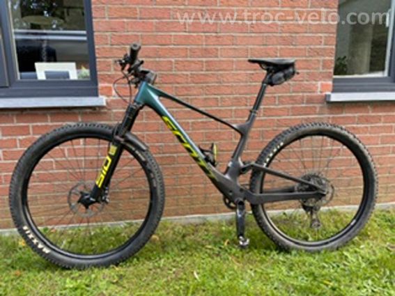 Scott Spark RC Team Issue AXS – Carbone – Taille L - 2.200 € - 5