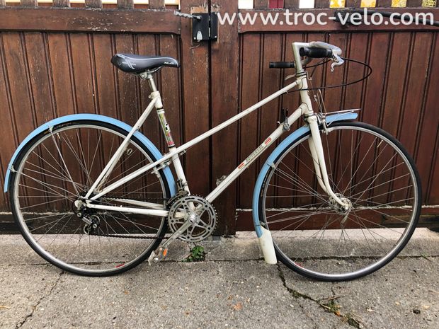 Vélo femme vintage  - 1