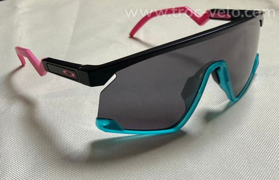 Lunettes Oakley BXTR verres prizm black branches roses en parfait état avec set complet - 6