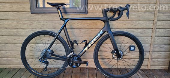 Vends magnifique Trek Madone SL 6 8ème génération - Shimano 105 Di2