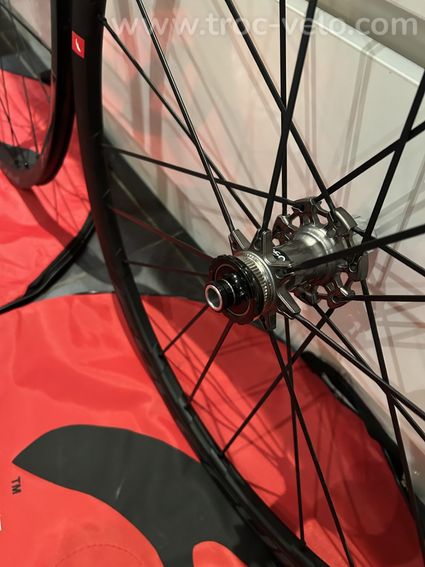FULCRUM RACING ZERO 2-WAY FIT (tubeless et aussi pneus)  C19 DISC  - 2