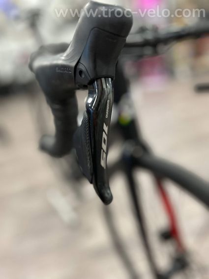 Colnago V3 disc Shimano 105 DI2 - 7