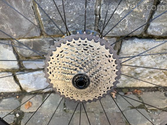 Nouvelles roues Fulcrum Gravel Rapid Red 900 avec pneus et K7 - 6