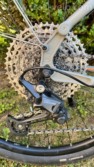 Velo commuter gravel aventure bike packing Kona Dew DL - 3