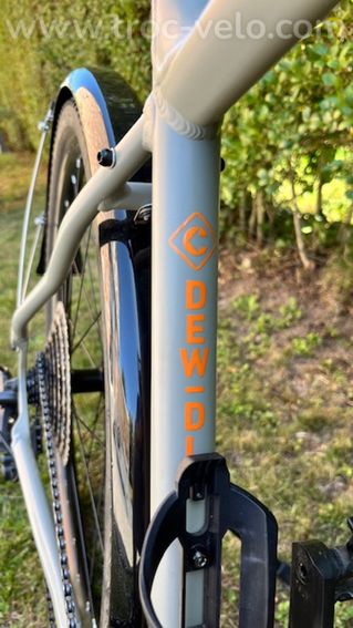 Velo commuter gravel aventure bike packing Kona Dew DL - 5