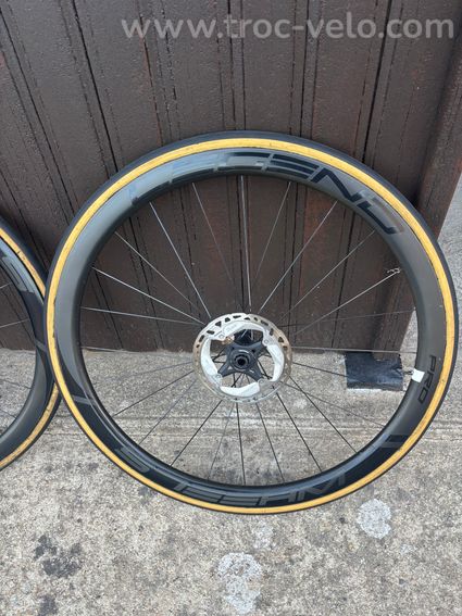 Roues legend wheels 42 ultralight - 4
