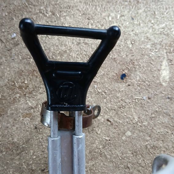 Porte bidon vintage TA - 2