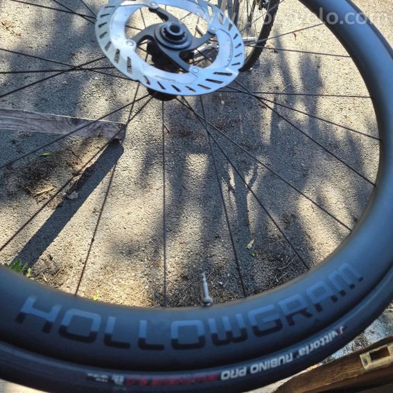 Vends Roues HOLLOWGRAM  - 2