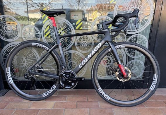 Colnago V4RS Disc UAE Emirates – Shimano Dura-Ace Di2 12 vitesses – Roues ENVE SES 3.4 - 2