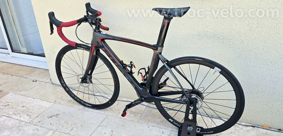 Vélo de course Carbone KUOTA KRYON Disc DI2- Taille 52 (S) - Equipé Shimano Ultegra di2 - 7