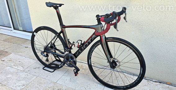 Vélo de course Carbone KUOTA KRYON Disc DI2- Taille 52 (S) - Equipé Shimano Ultegra di2 - 8