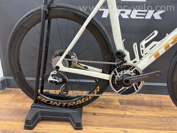 Trek Madone SLR 9 AXS - 2