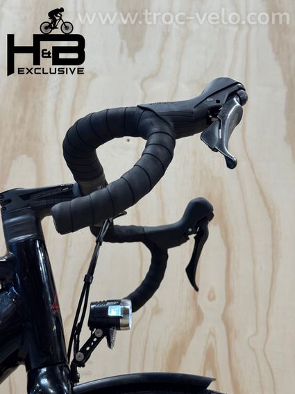 Fuji E-Jari EQP Vélo gravel électrique Shimano GRX 2022 - 5