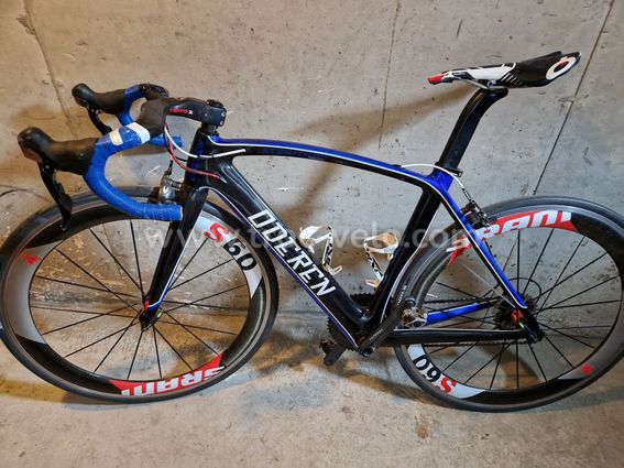 Vélo de route carbone