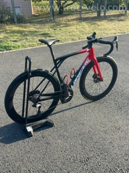 Lapierre Xelius SL8 M 2023 – Ultegra Di2 – Fulcrum / HollowGram KNØT 64