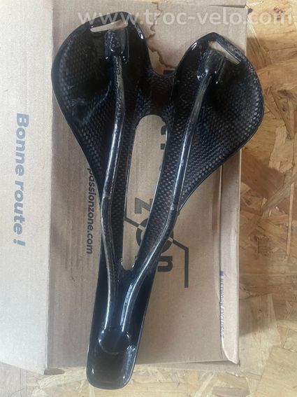 Selle carbone  - 2