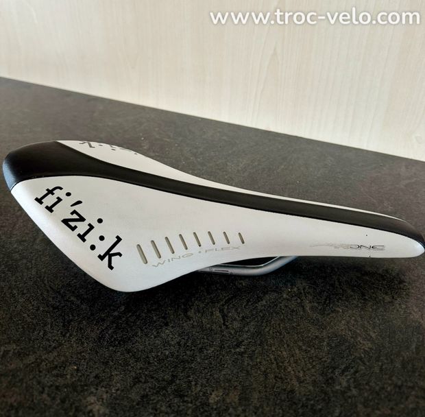 Selle FIZIK Arione CX - 2