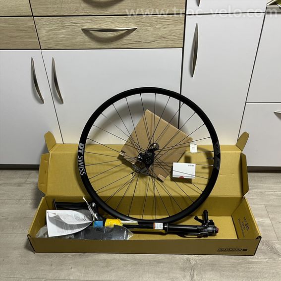 Fourche Cannondale Lefty Ocho Carbon 120mm + Roue Avant DT Swiss XRC 1900 Carbon - NEUVES