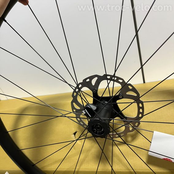 Fourche Cannondale Lefty Ocho Carbon 120mm + Roue Avant DT Swiss XRC 1900 Carbon - NEUVES - 4