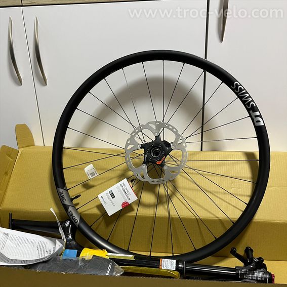 Fourche Cannondale Lefty Ocho Carbon 120mm + Roue Avant DT Swiss XRC 1900 Carbon - NEUVES - 5