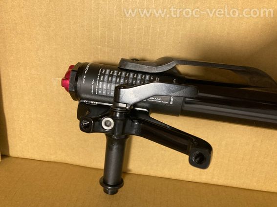Fourche Cannondale Lefty Ocho Carbon 120mm + Roue Avant DT Swiss XRC 1900 Carbon - NEUVES - 7