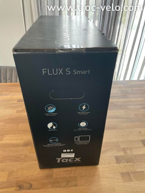 Tacx Flux S Smart Roll Trainer avec cascade 11/32 État neuf - 7