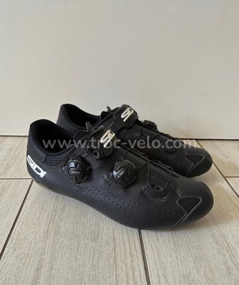 Sidi Genius 10 Mega Noir Intense – T40 – Très bon état + semelles Sidi Memory