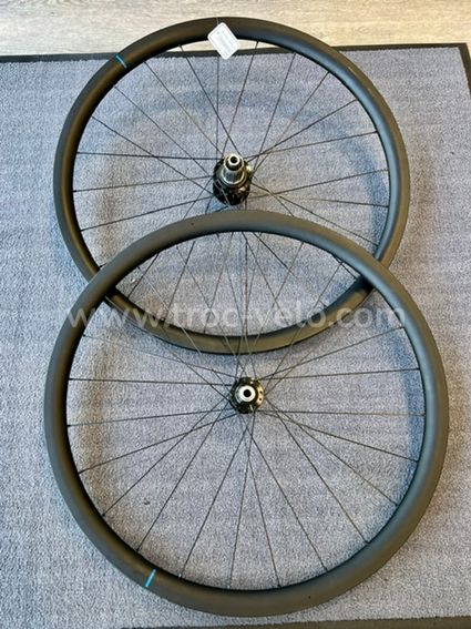 Paire Roues Shimano Gravel RX-880 carbone occasion