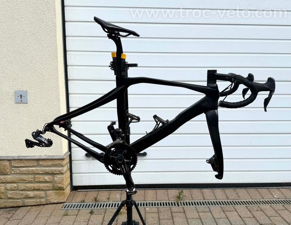 Cadre Pinarello Grevil T700 – Kit cadre complet Di2 – Taille 52 (vendu sans les roues) - 3