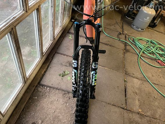 VTT Enduro SCOR 4060 LT Carbone 2023 - Taille L - bon état - 9