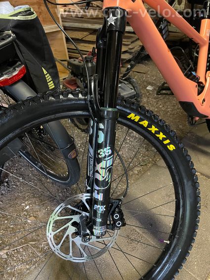 VTT Enduro SCOR 4060 LT Carbone 2023 - Taille L - bon état - 11