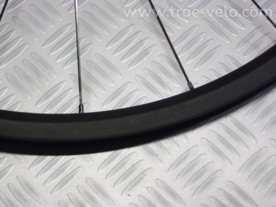 Paire de roues vélo fibre de carbone ultra légères neuves - 3