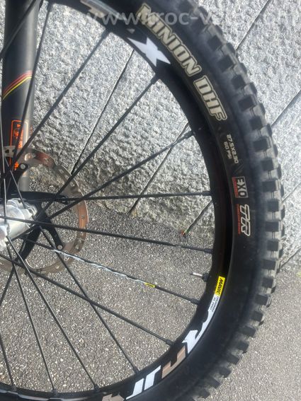 Yeti SB5c Carbon M dispo vente jusqu au 14.8 - 8