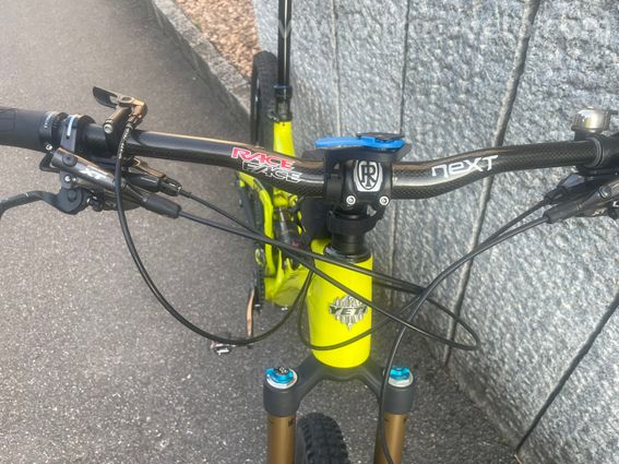 Yeti SB5c Carbon M dispo vente jusqu au 14.8 - 9