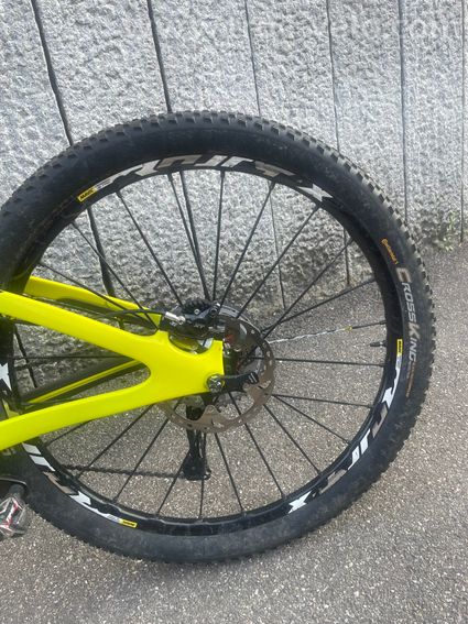 Yeti SB5c Carbon M dispo vente jusqu au 14.8 - 13