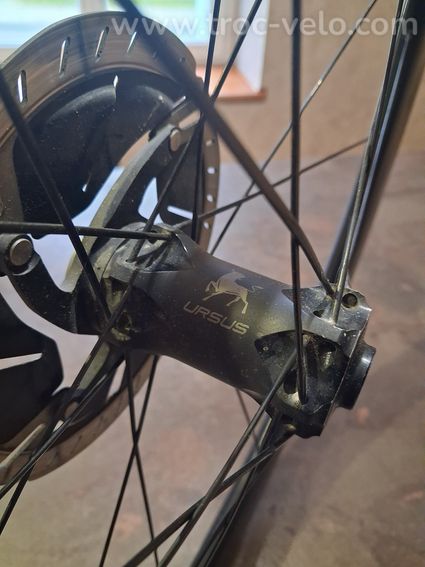 Vends paire de roues Ursus - 5