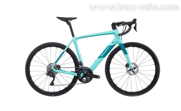 Vélo carbone INFINITO CV ULTEGRA DI2 DISC 12V BIANCHI - 1