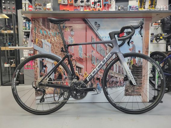 Focus IZALCO MAX 8.7 2022 — Price & Specs | 2BX