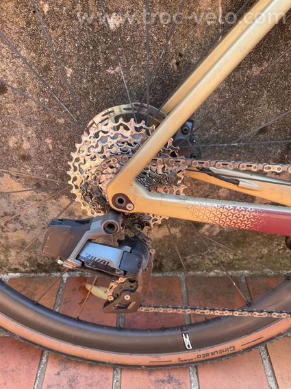 Colnago G3-X Taille L (équipé en transmission élec/cockpit carbone) - 3